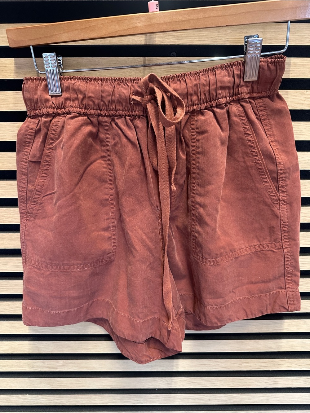 BE COOL Rust Drawstring High-Waist Casual Shorts